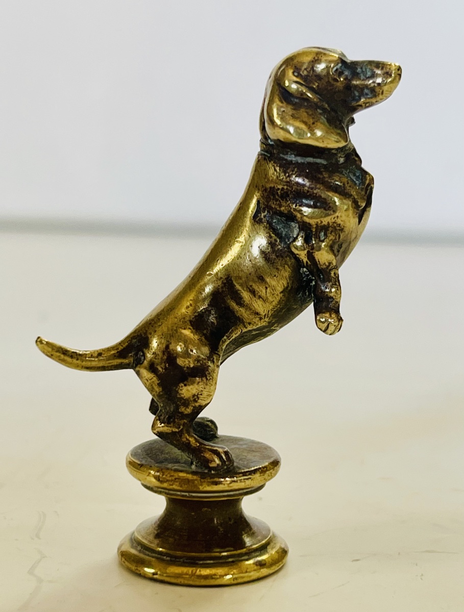 Basset Seal 